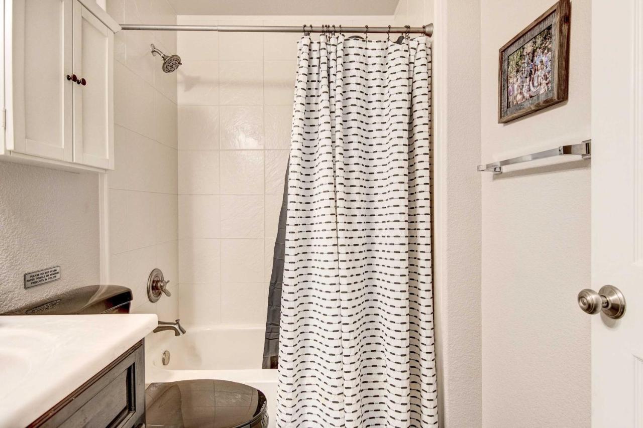 Townhome In Highlands With Spacious Yard! Holiday home Denver
